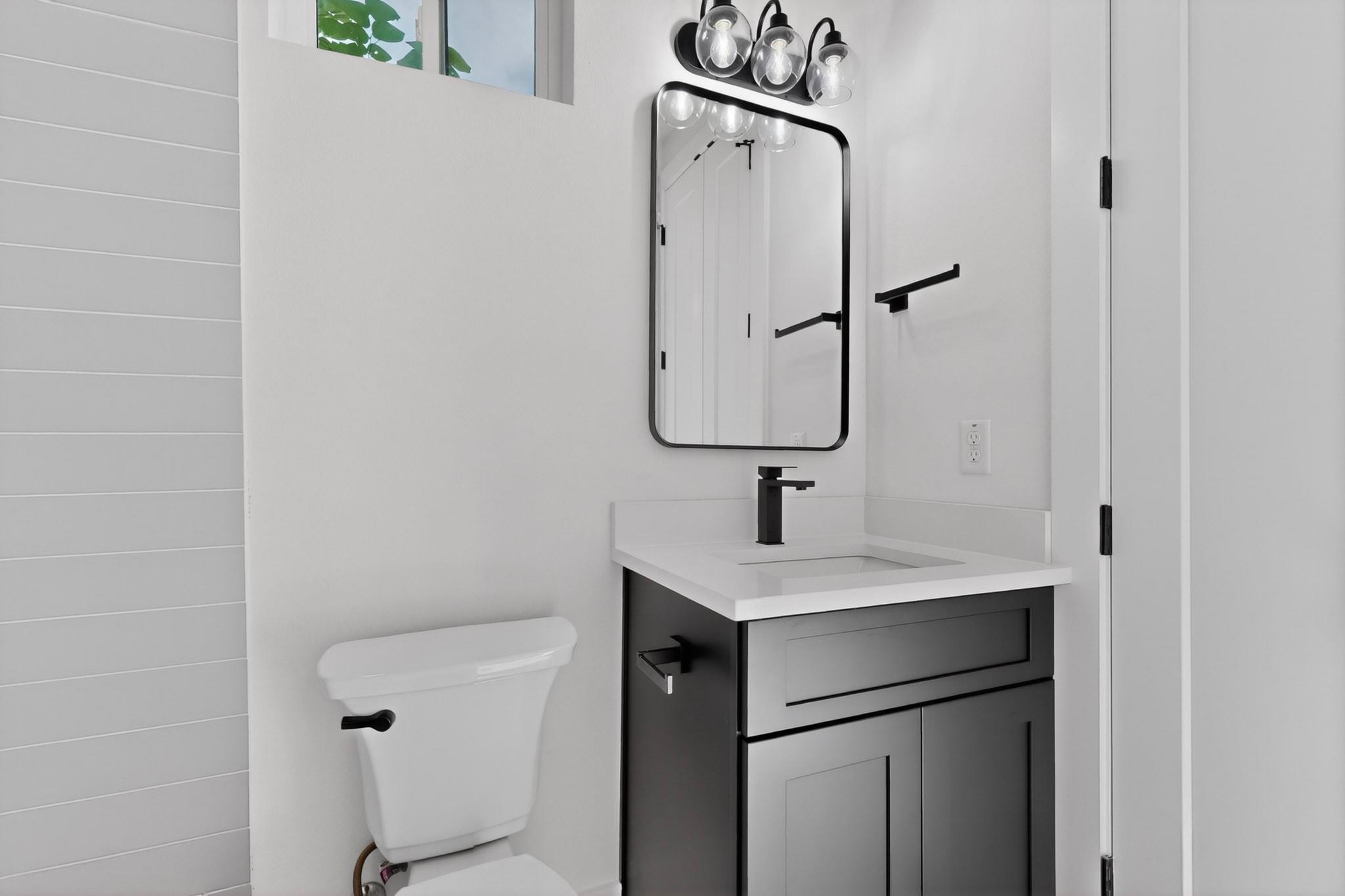 1708 Canterbury St # 2, Austin, TX 78702