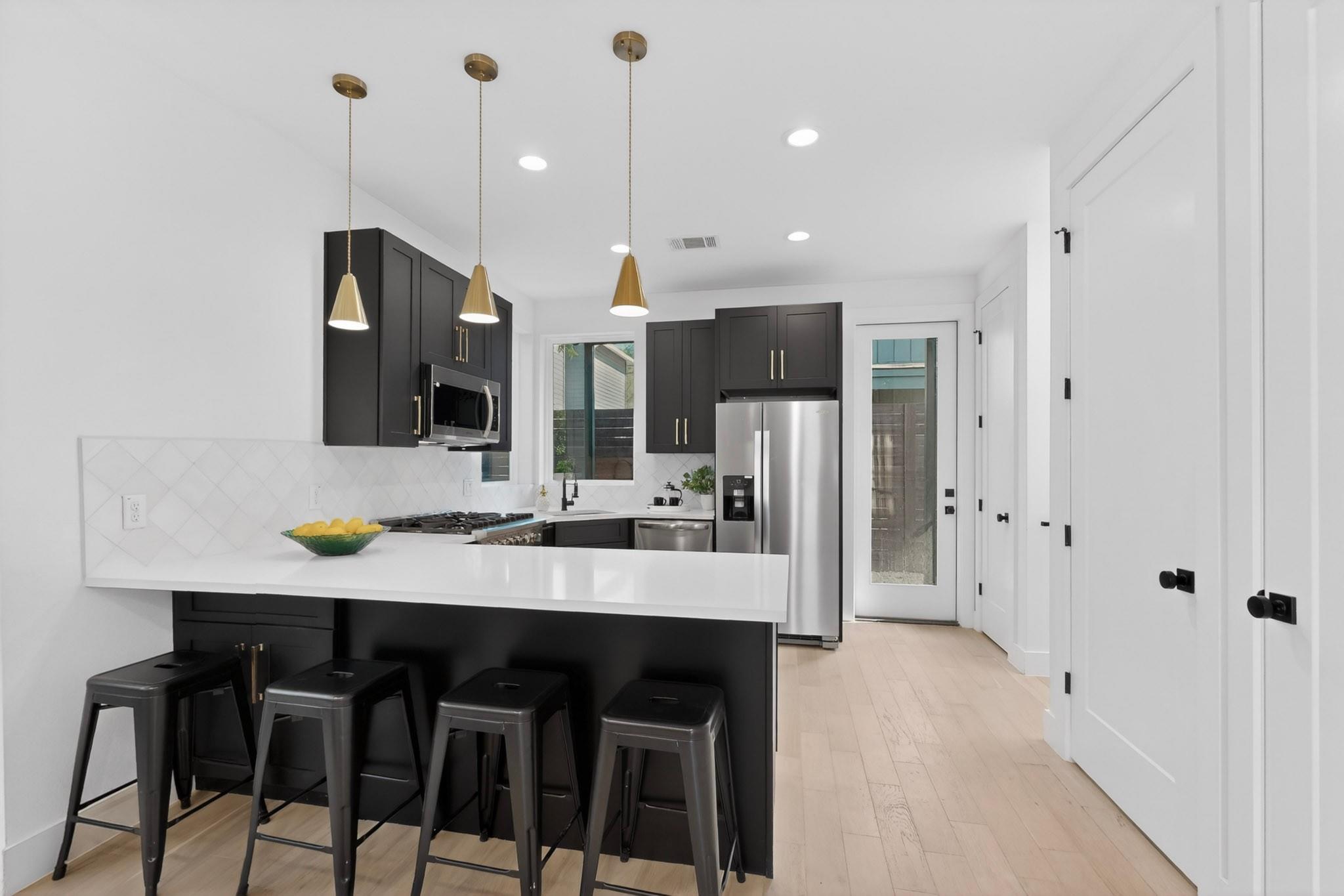 1708 Canterbury St # 2, Austin, TX 78702