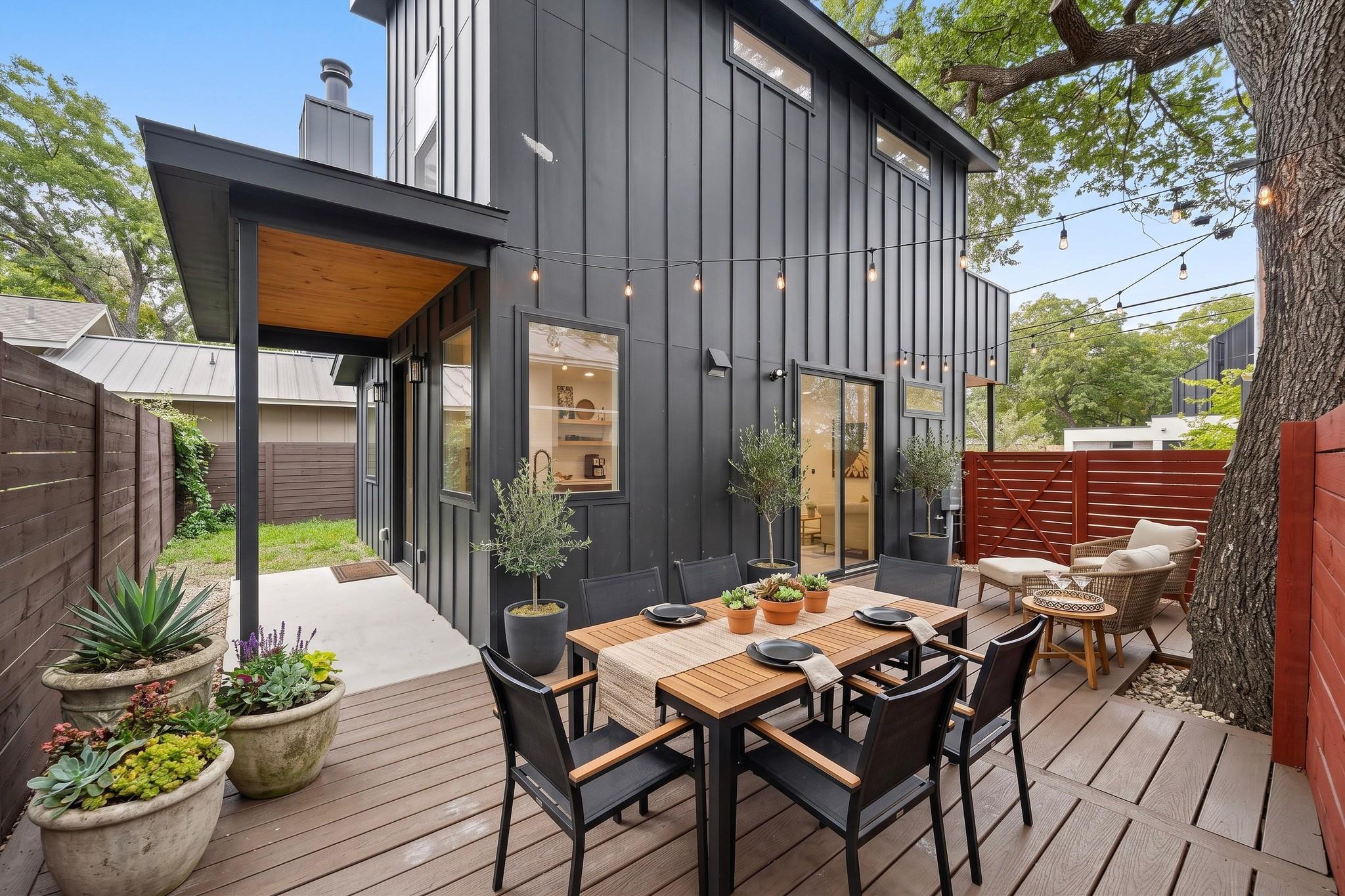 1708 Canterbury St # 2, Austin, TX 78702