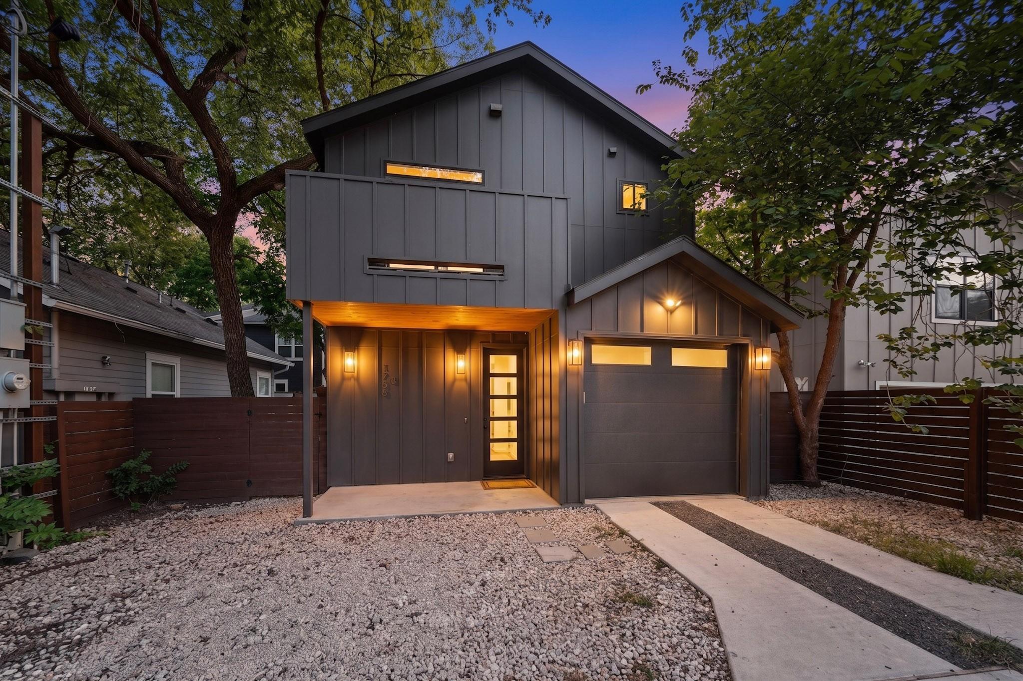1708 Canterbury St # 2, Austin, TX 78702