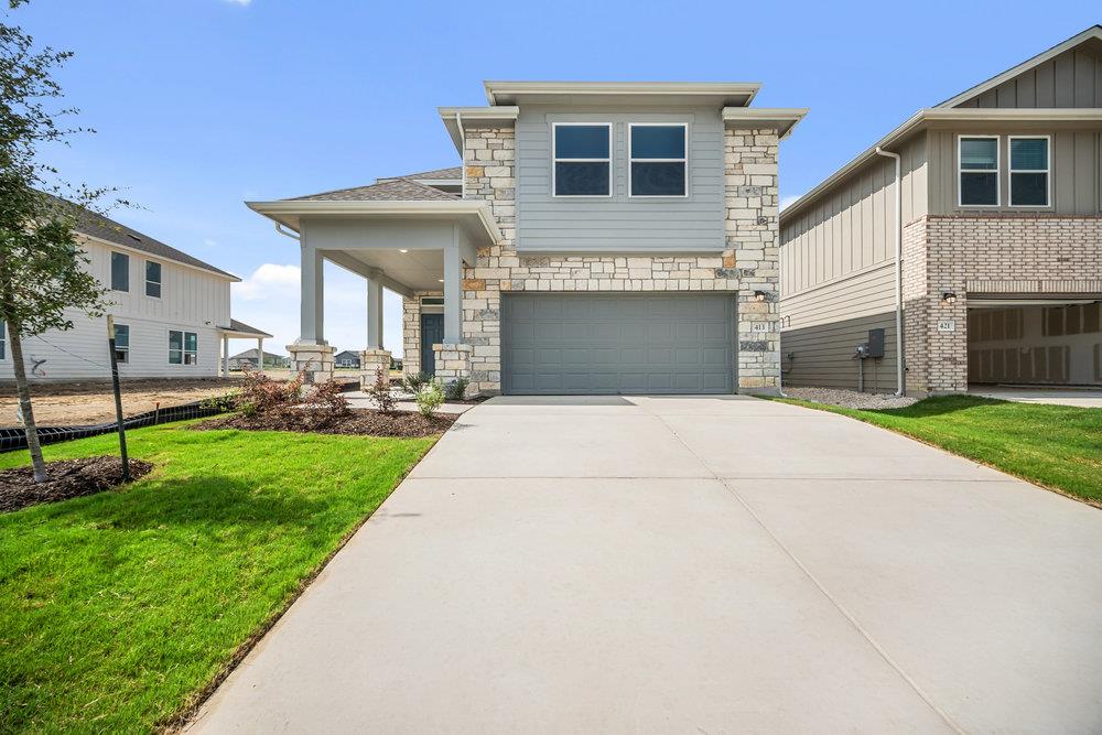 185 Young St, Buda, TX 78610
