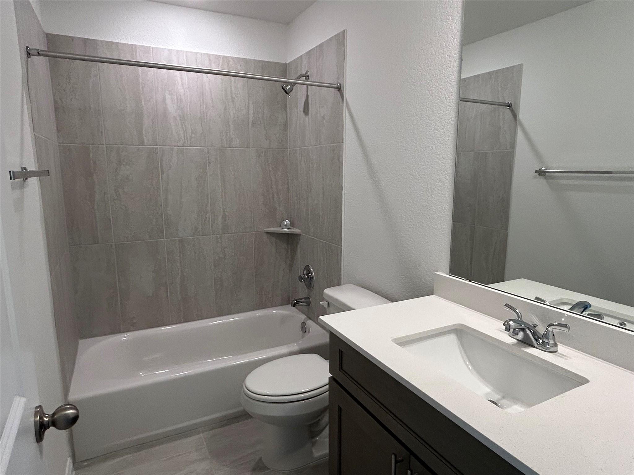 185 Young St, Buda, TX 78610