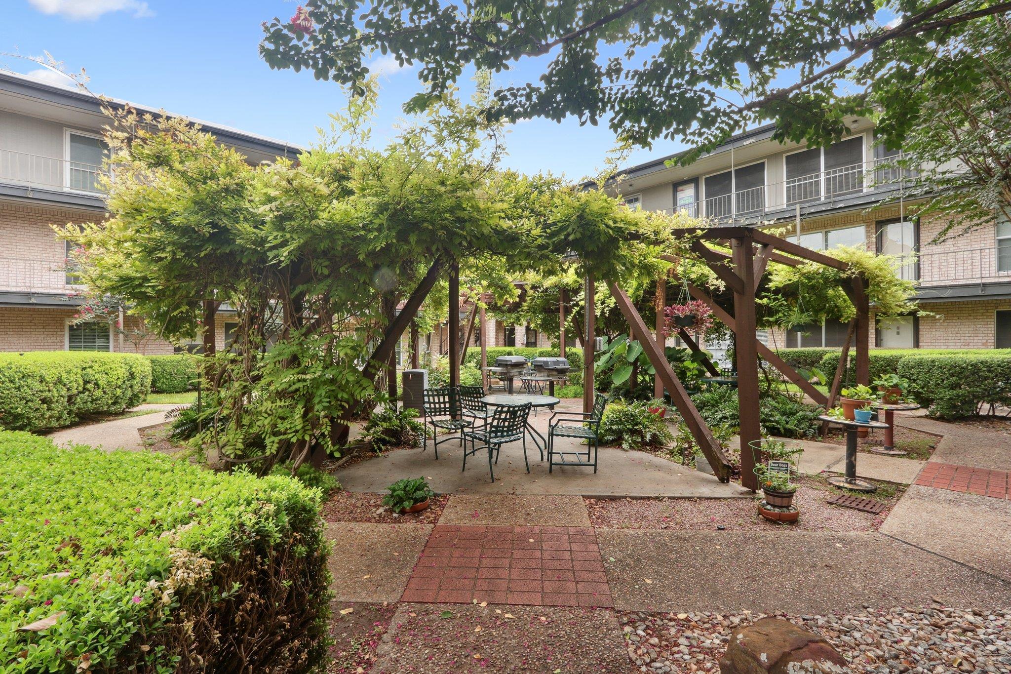 2425 Ashdale Dr # 89, Austin, TX 78757