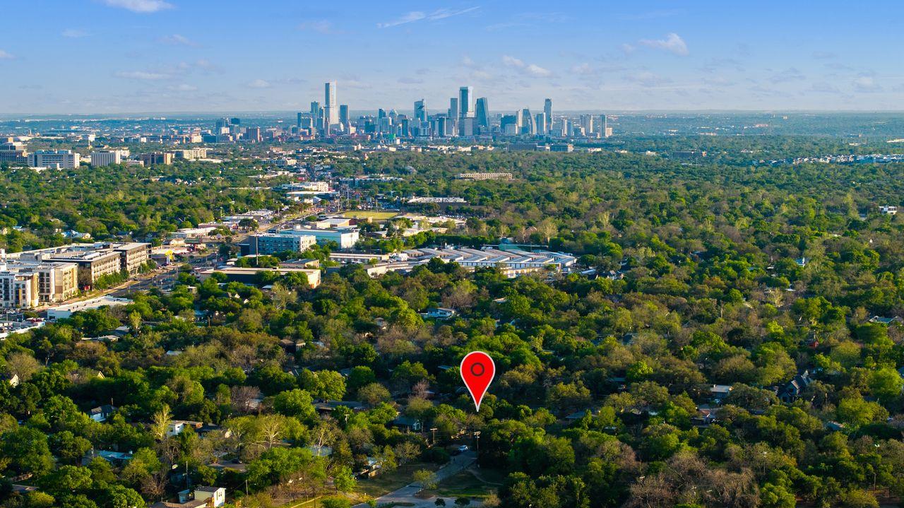 6903 Ardath St, Austin, TX 78757