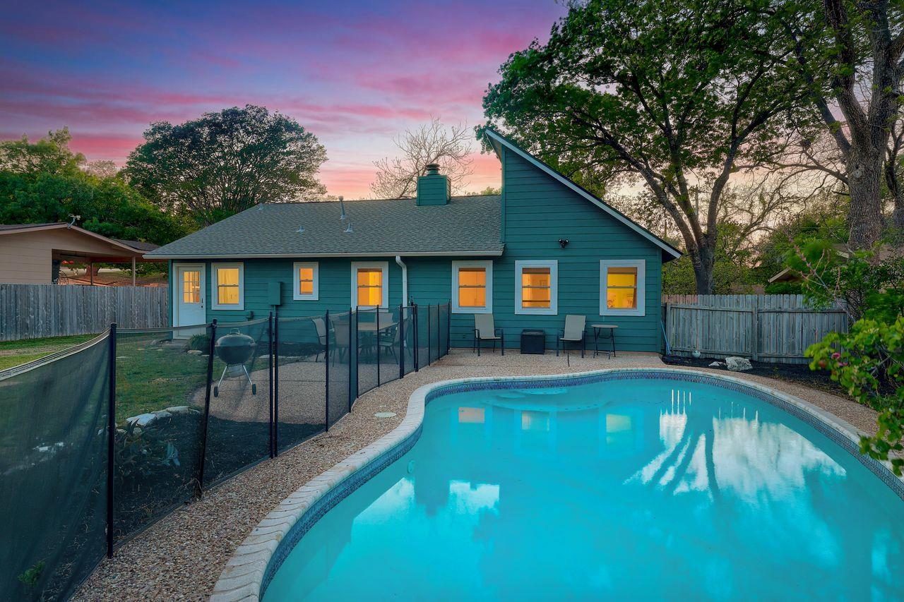 6903 Ardath St, Austin, TX 78757
