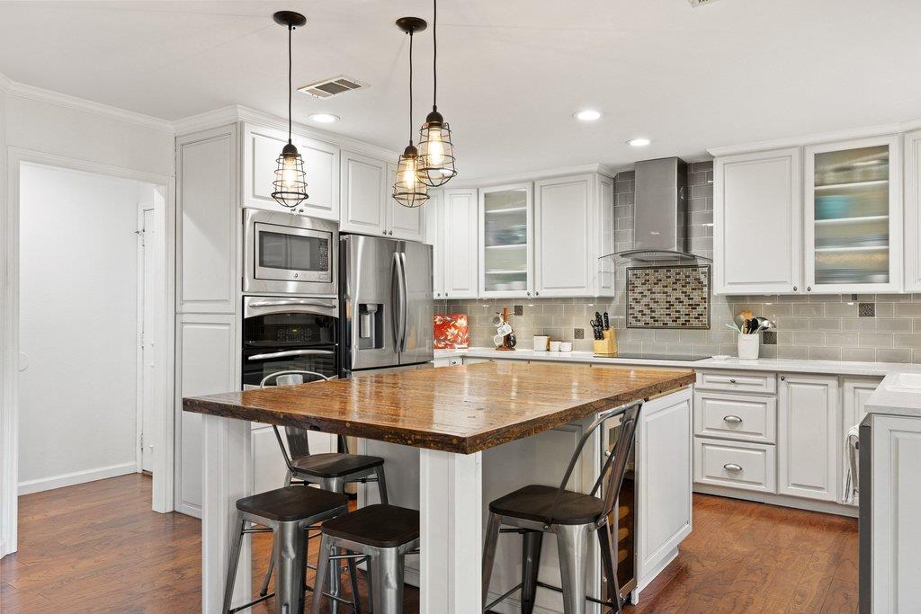 130 Deerfield Cv, Lakeway, TX 78734