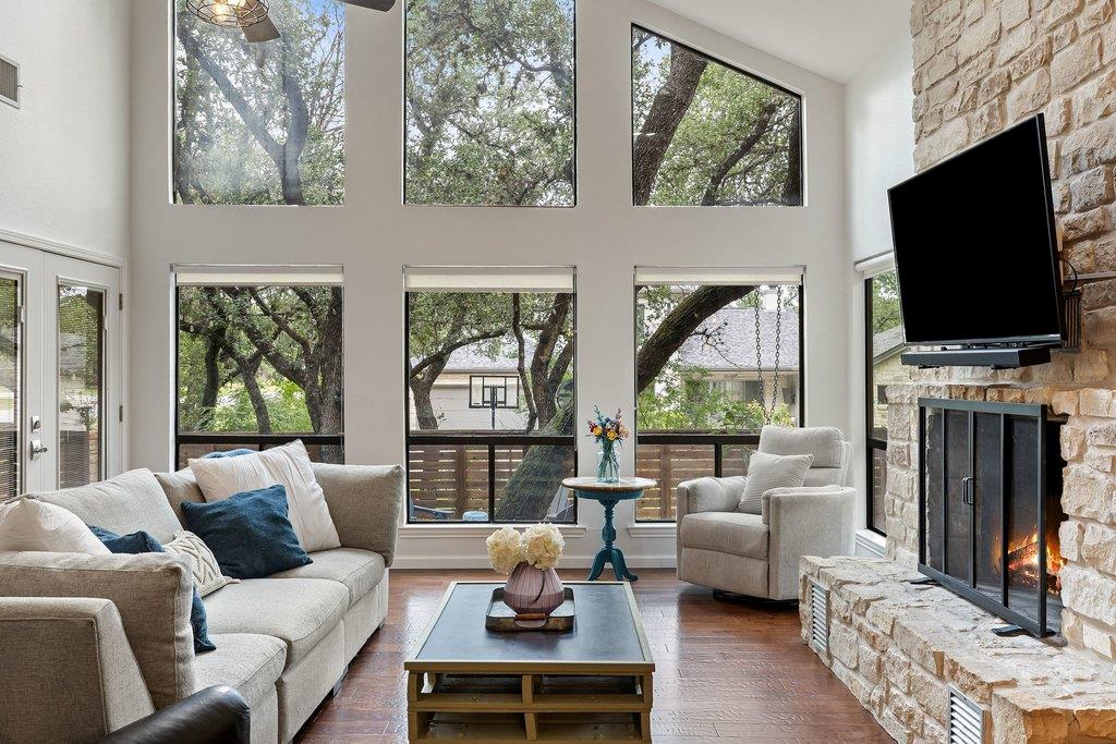 130 Deerfield Cv, Lakeway, TX 78734