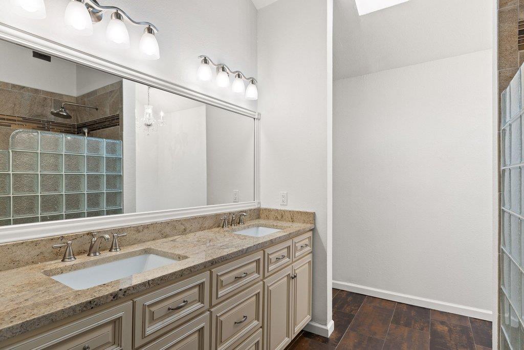 130 Deerfield Cv, Lakeway, TX 78734