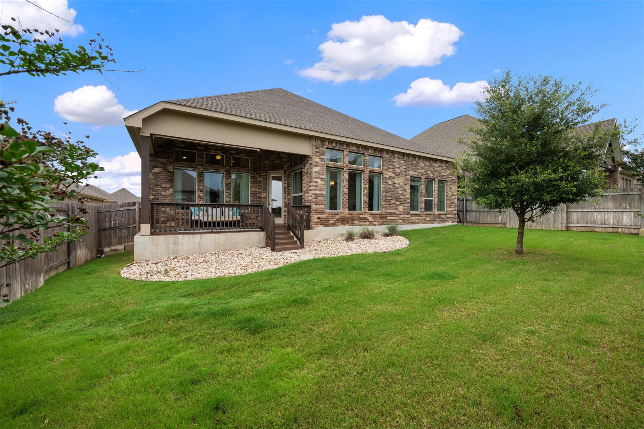725 Millcreek Ln, Leander, TX 78641