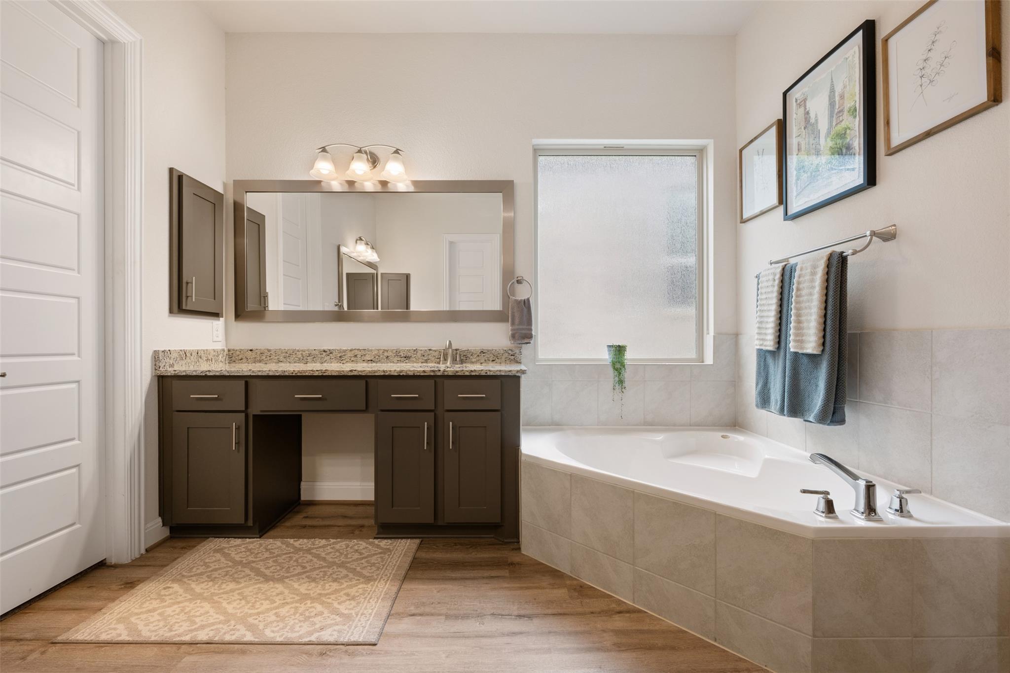 725 Millcreek Ln, Leander, TX 78641