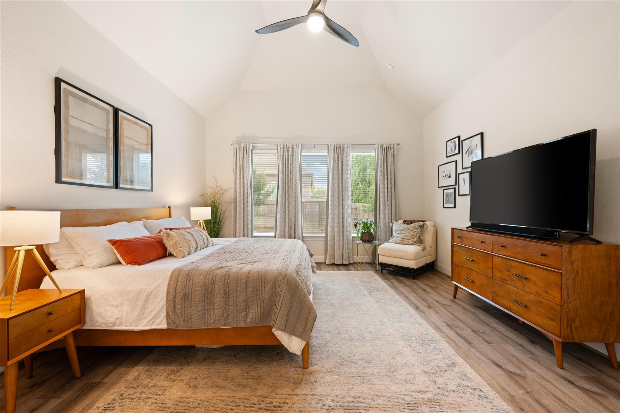 725 Millcreek Ln, Leander, TX 78641