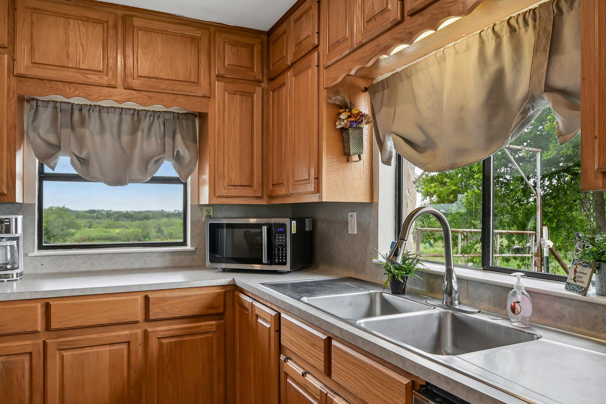 2051 County Road 448, Taylor, TX 76574