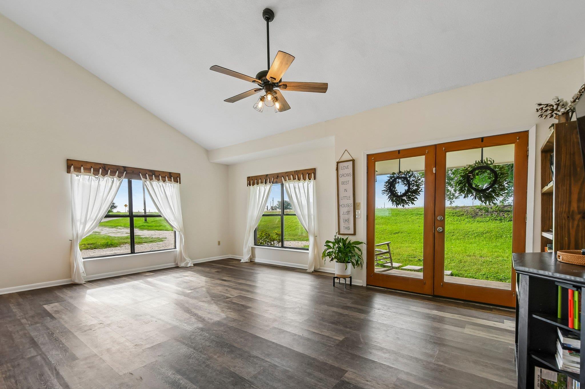 2051 County Road 448, Taylor, TX 76574