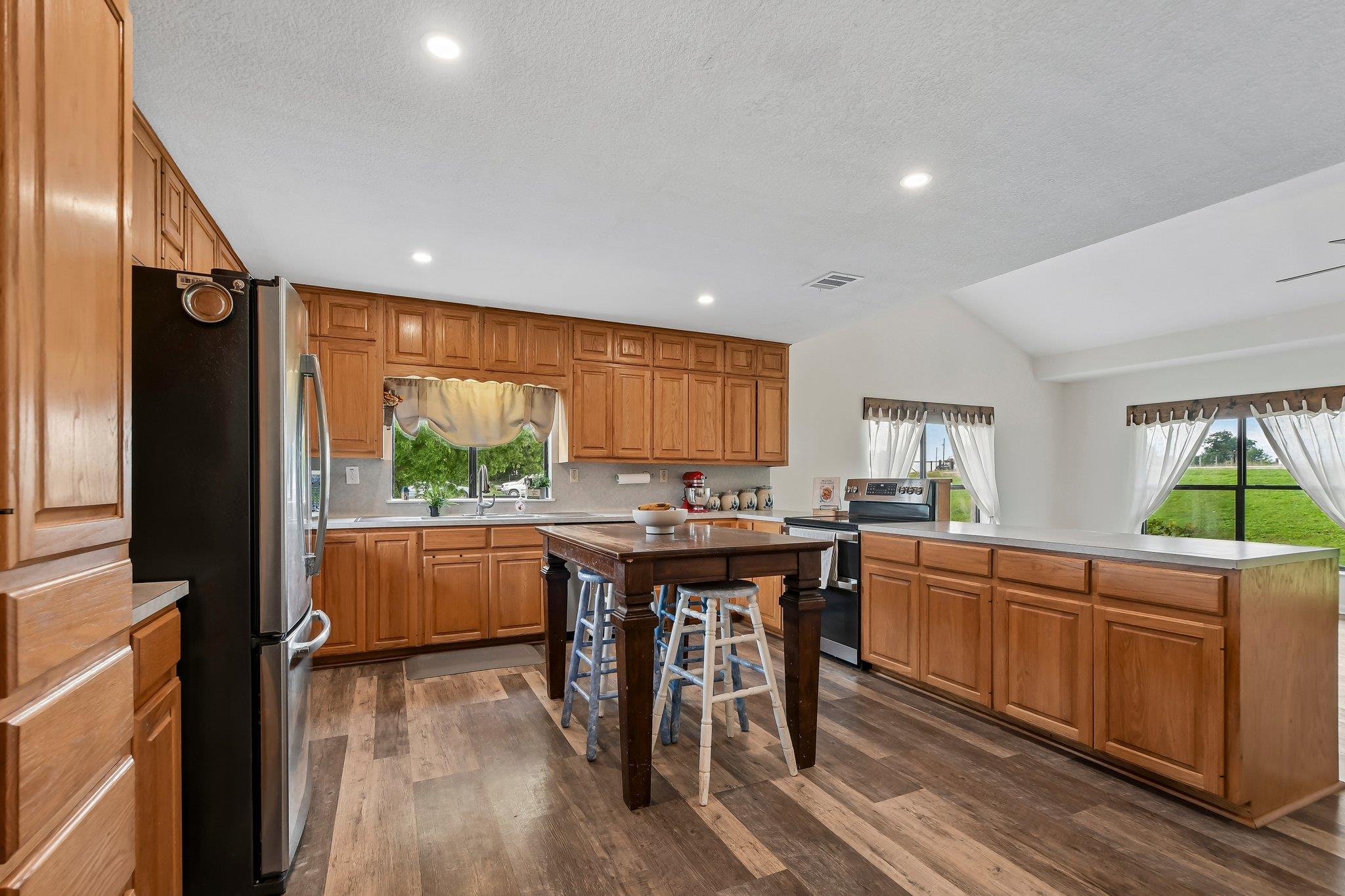 2051 County Road 448, Taylor, TX 76574