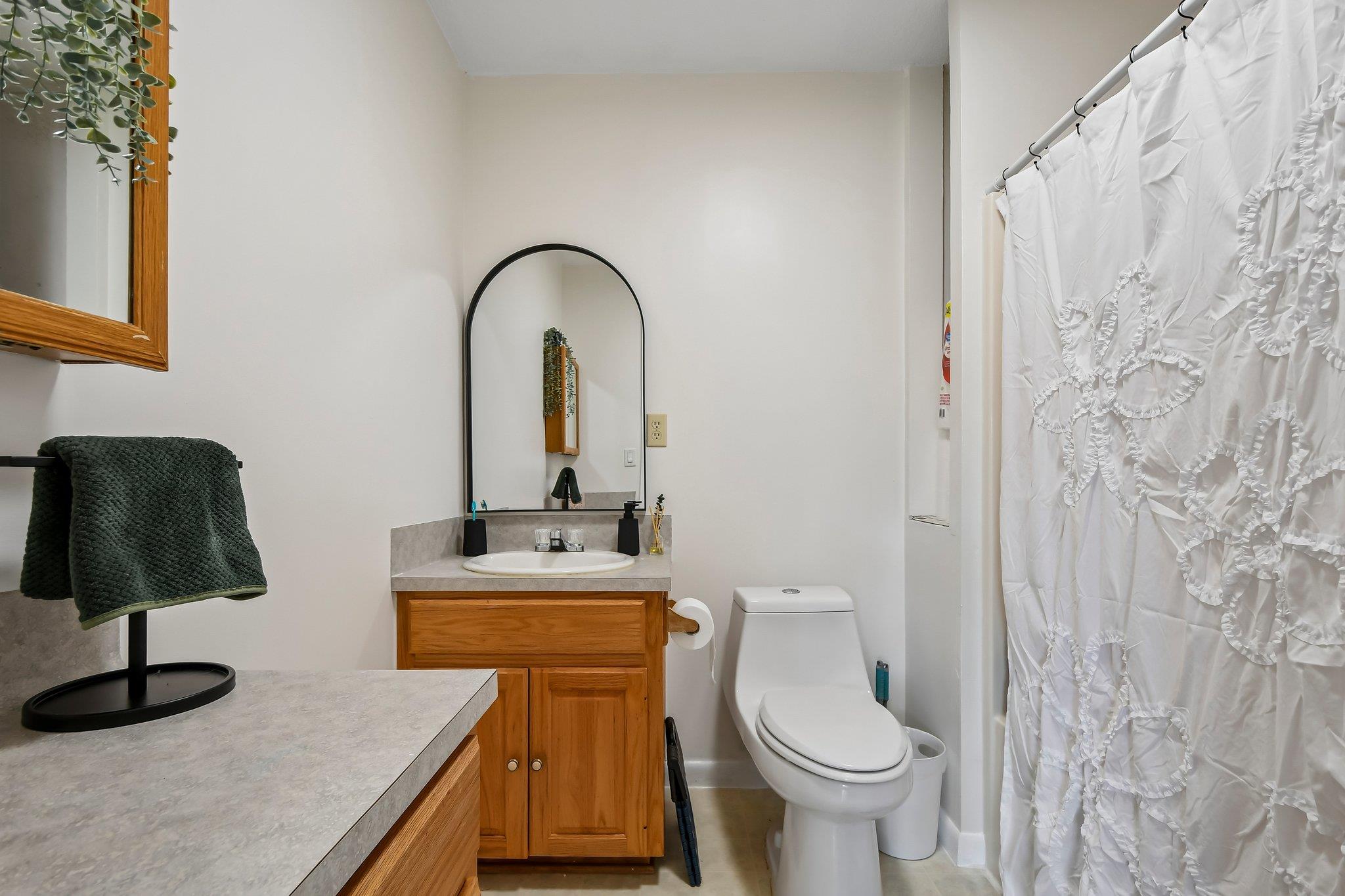 2051 County Road 448, Taylor, TX 76574