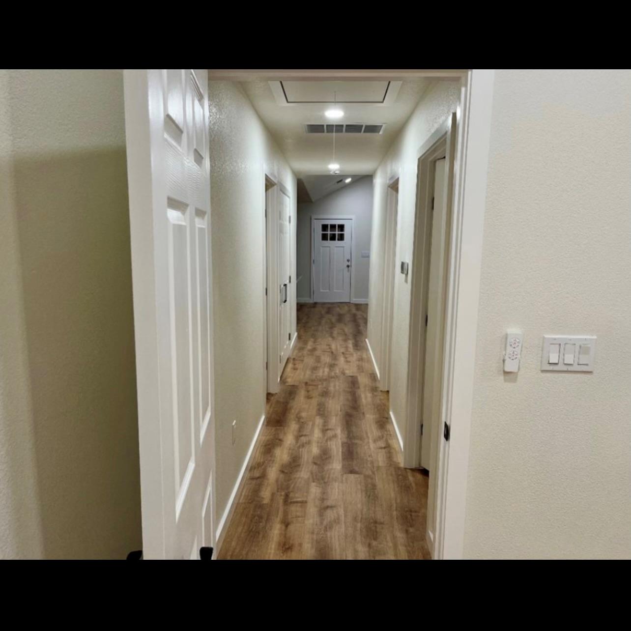 1127 Greenhill Dr, Canyon Lake, TX 78133