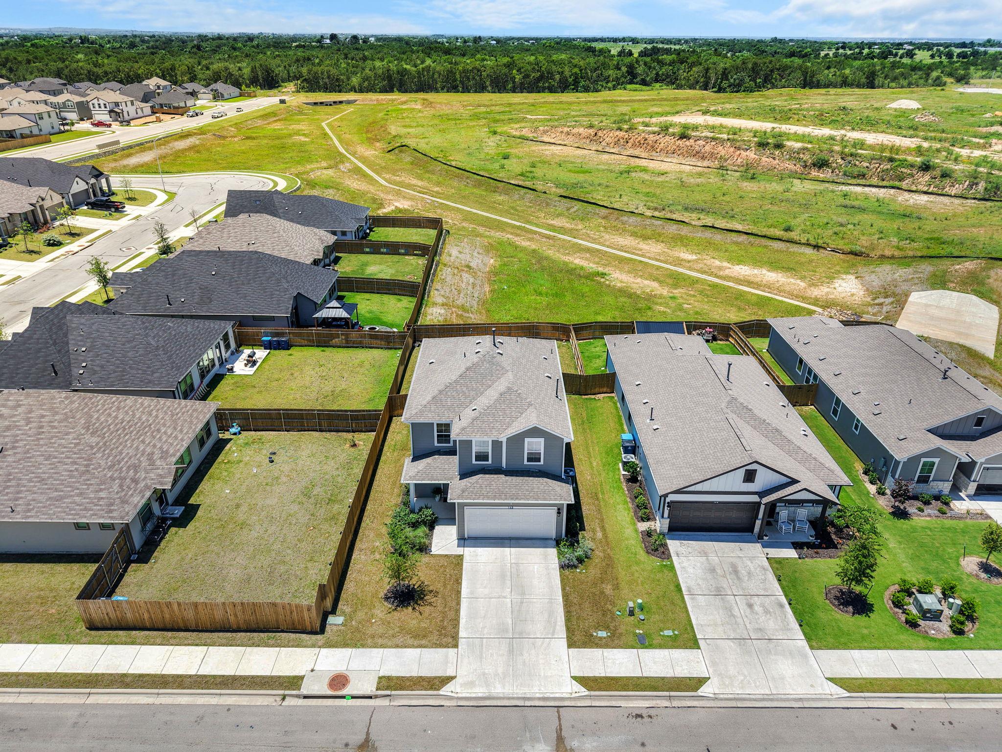 148 Hidalgo Ln, Elgin, TX 78621