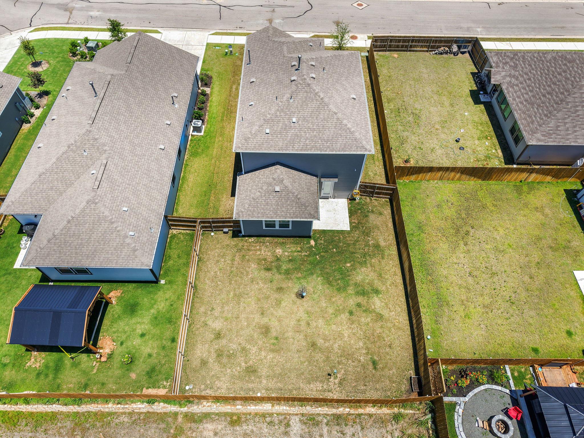 148 Hidalgo Ln, Elgin, TX 78621