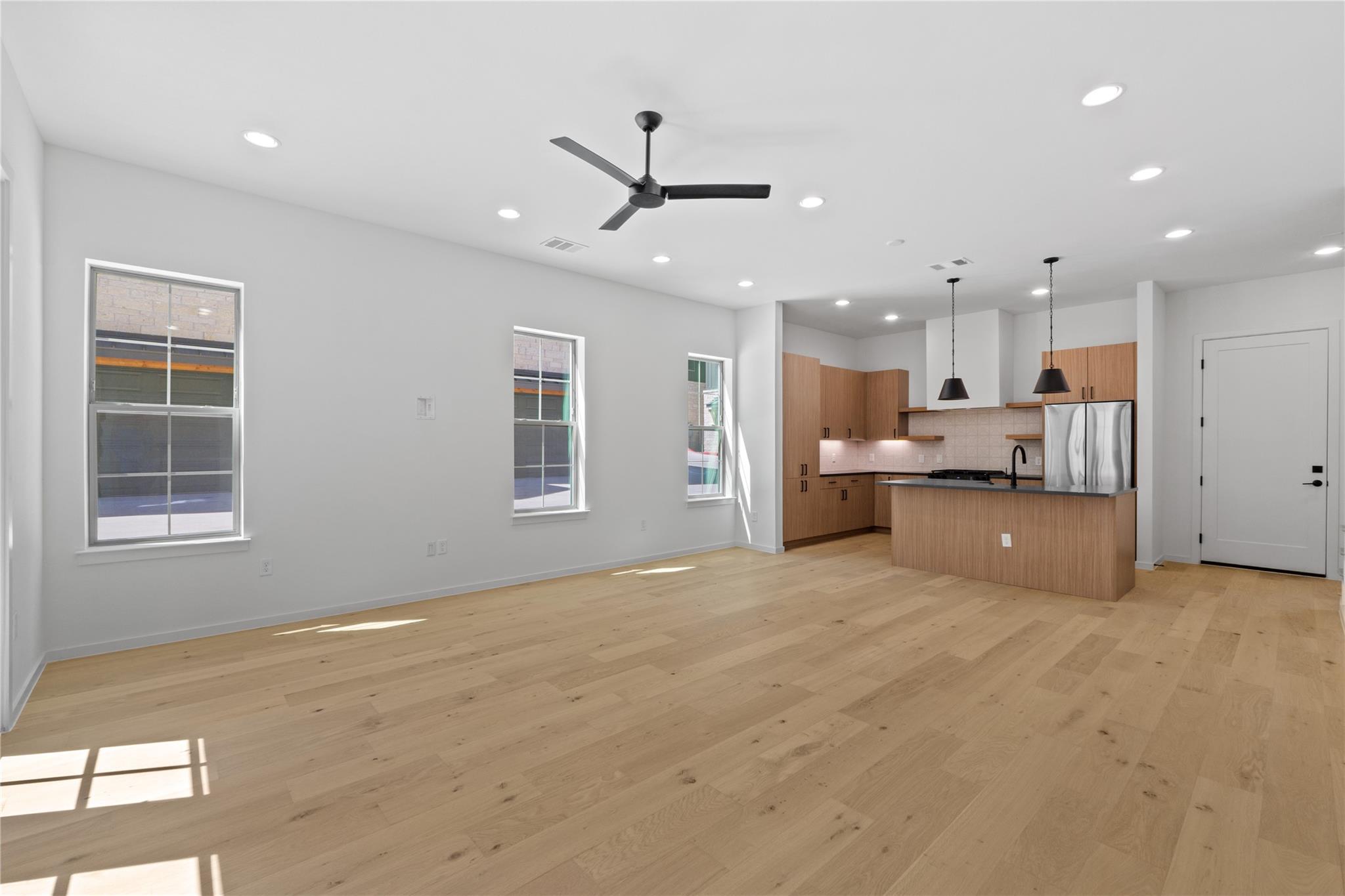 3500 Pecan Springs Rd # 16, Austin, TX 78723