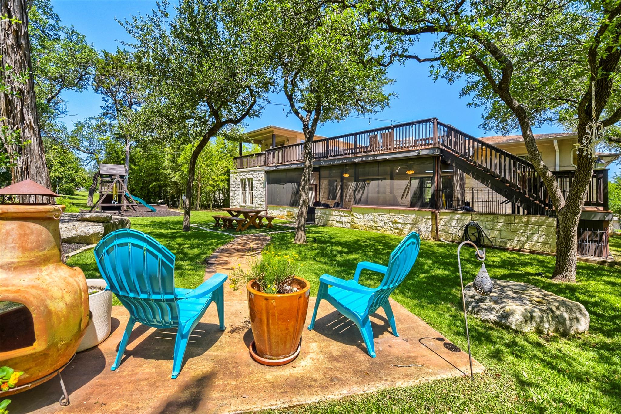 220 Clubhouse Dr, Lakeway, TX 78734