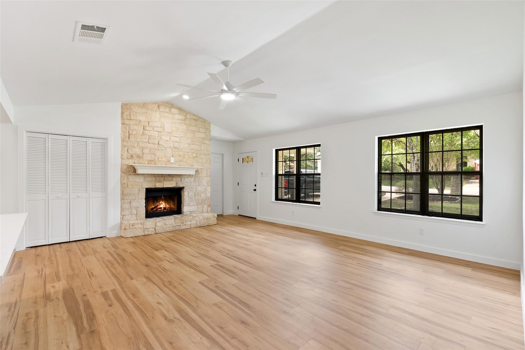 15112 N Flamingo Dr, Austin, TX 78734