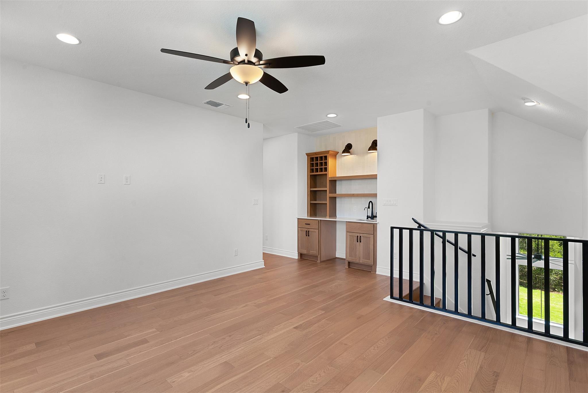 100 Sunny Bell Ct, Georgetown, TX 78628
