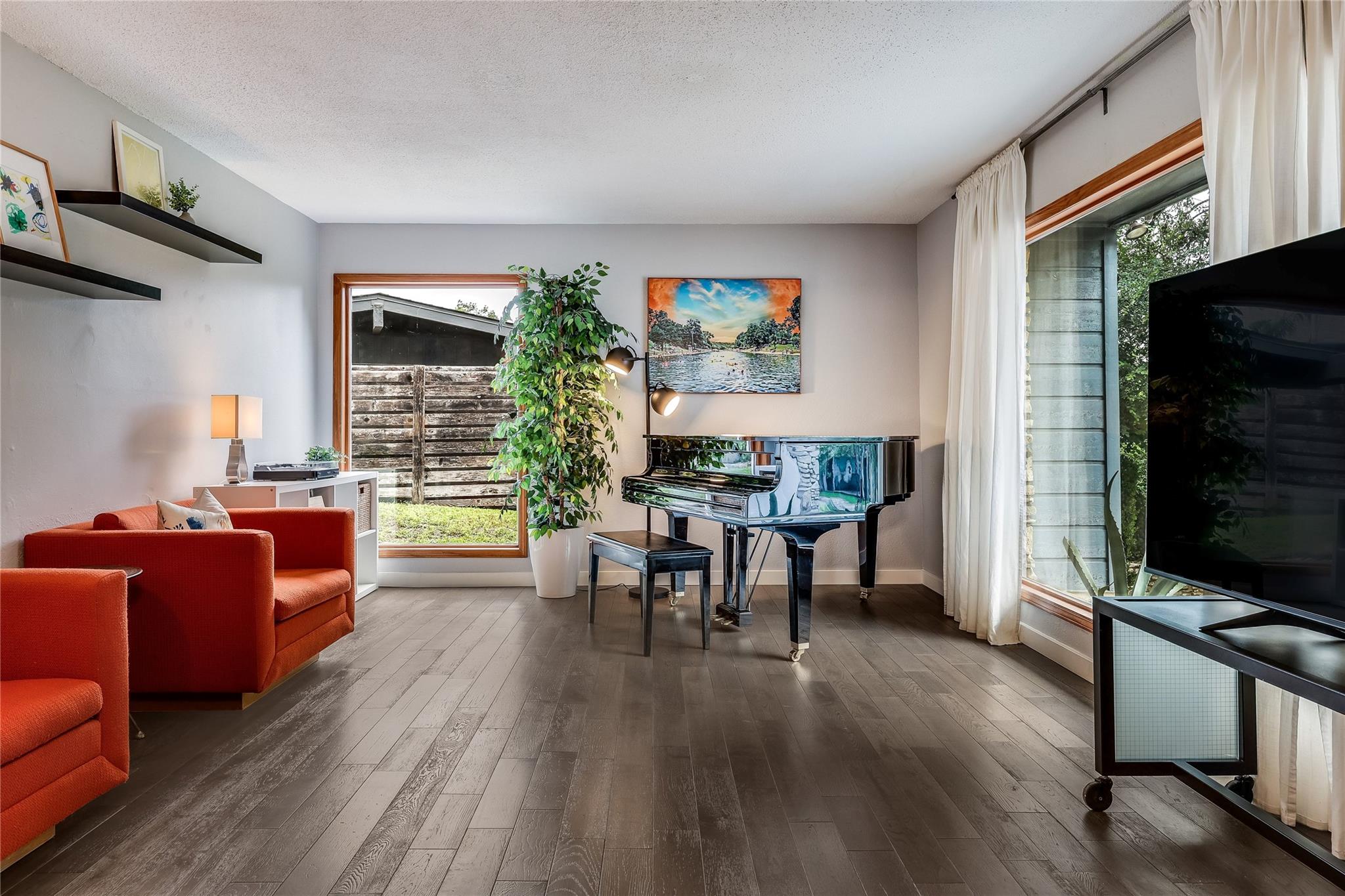1703 Fawn Dr, Austin, TX 78741