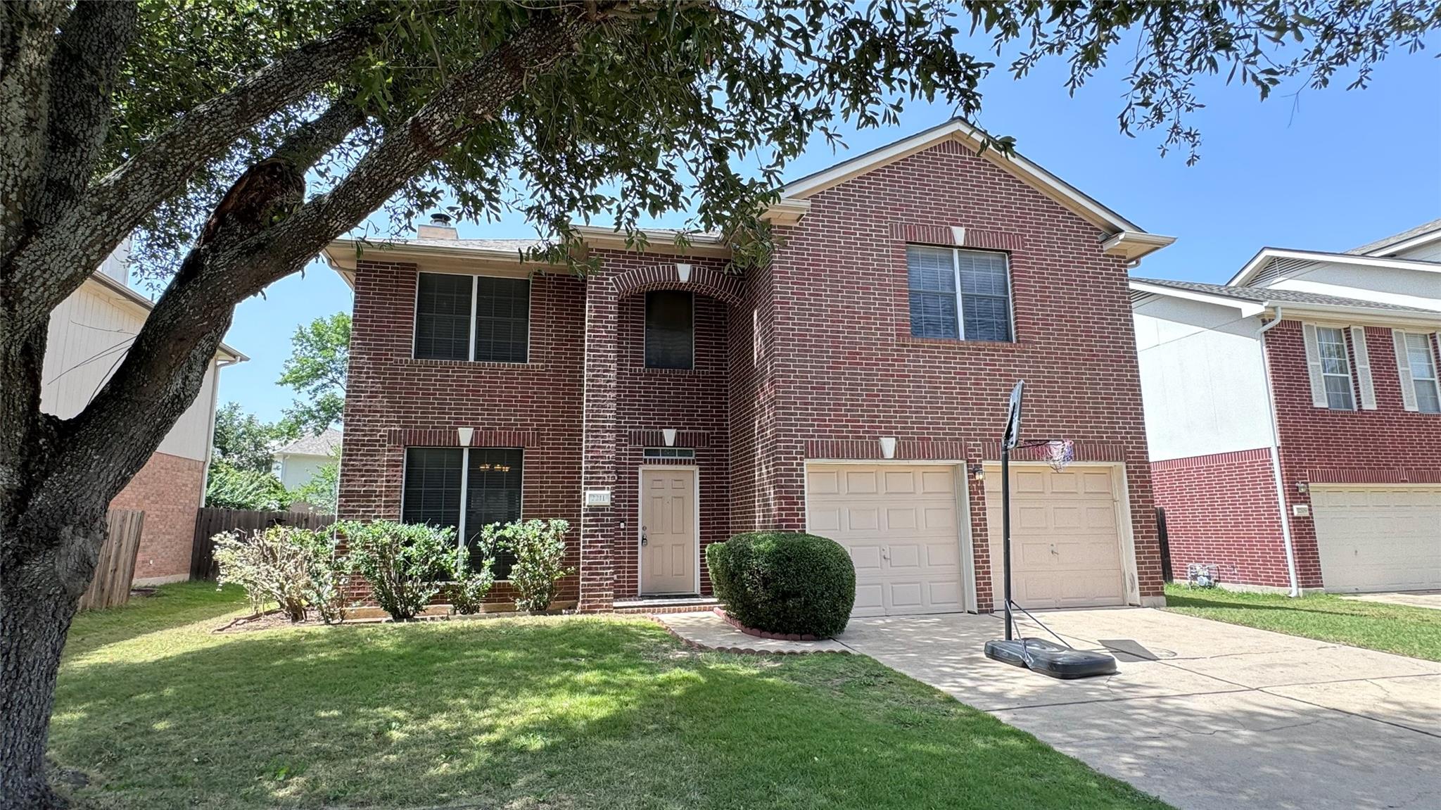 2211 Bent Bow Dr, Cedar Park, TX 78613