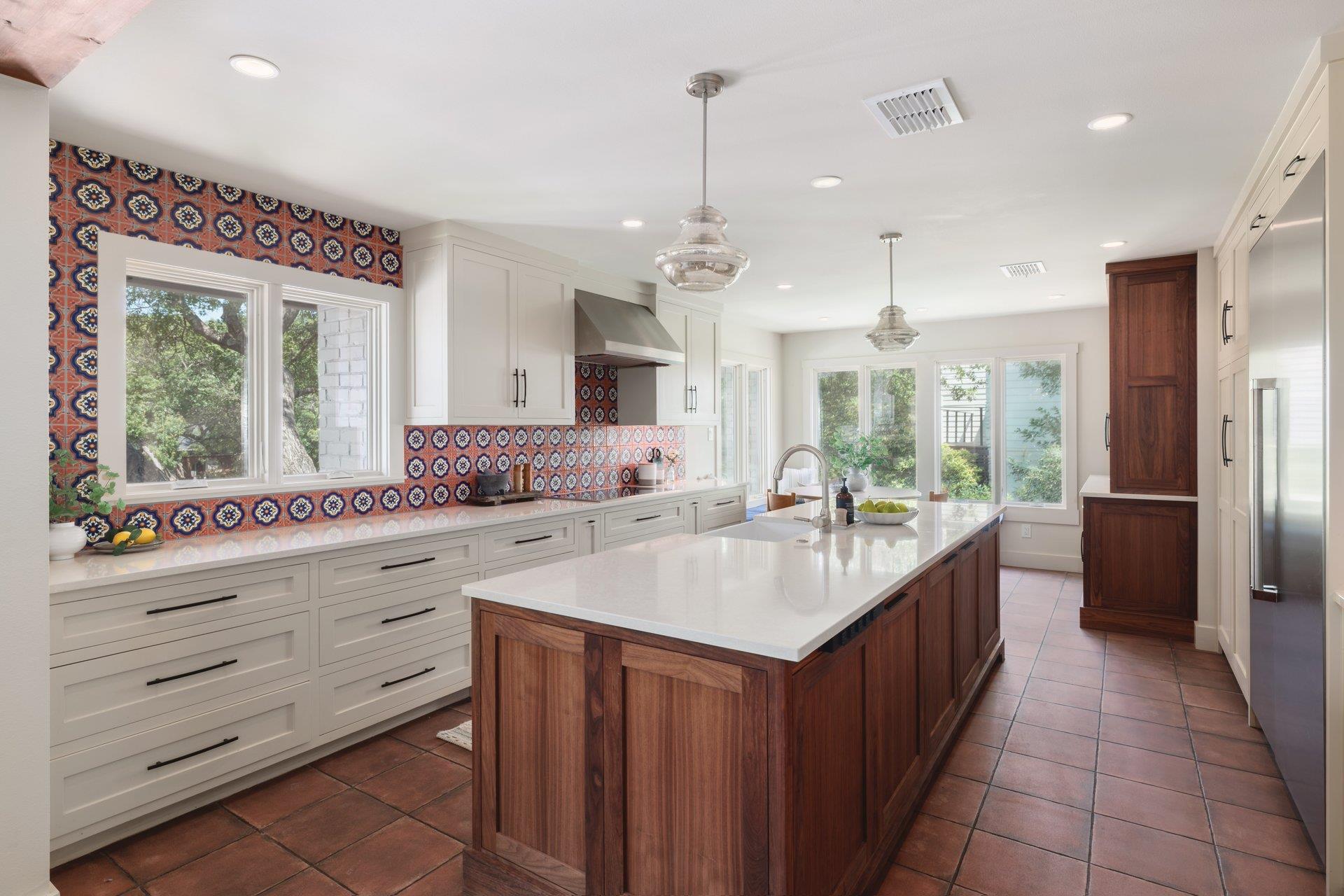6105 Highlandale Dr, Austin, TX 78731