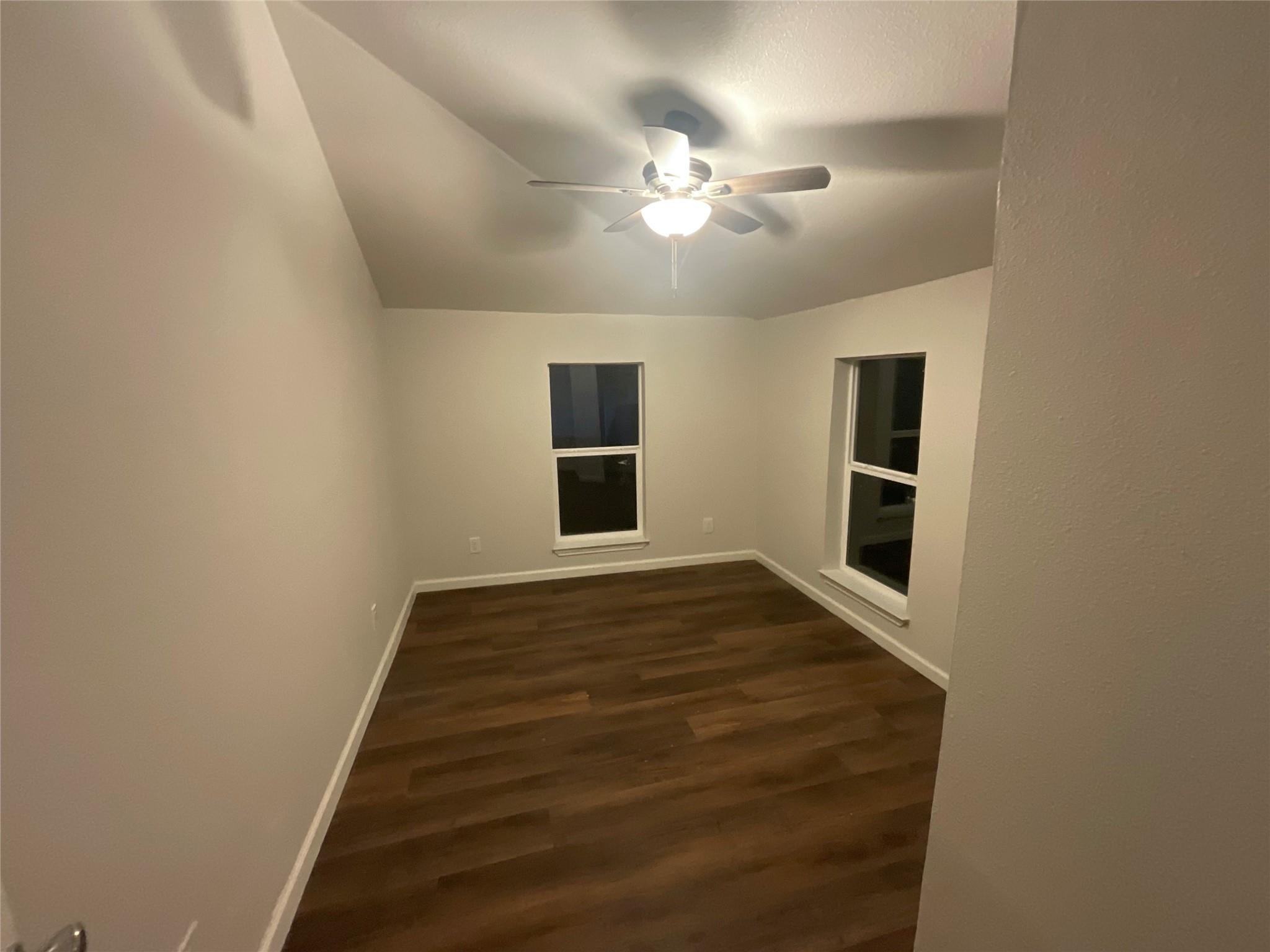 104 S Broad St, Lampasas, TX 76550