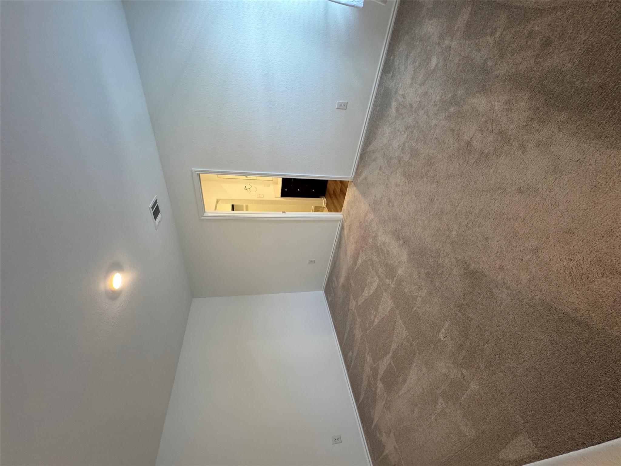 63 Trinity Cir, Lockhart, TX 78644