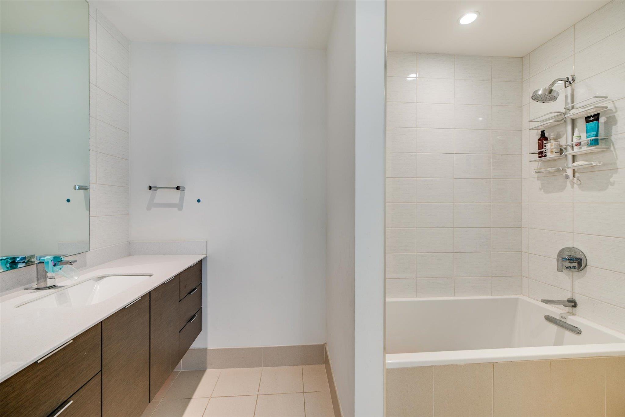 301 West Ave # 4002, Austin, TX 78701