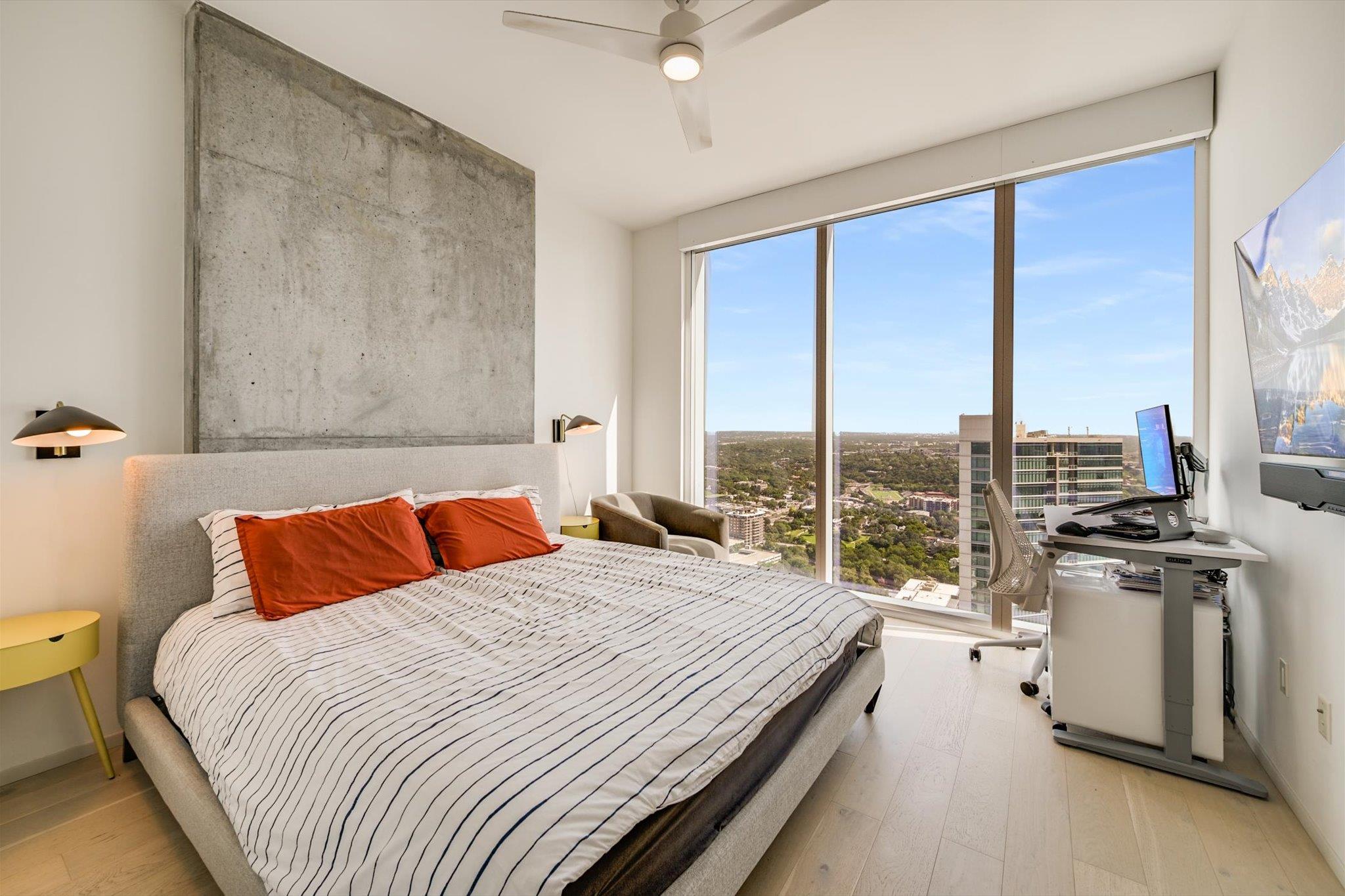 301 West Ave # 4002, Austin, TX 78701