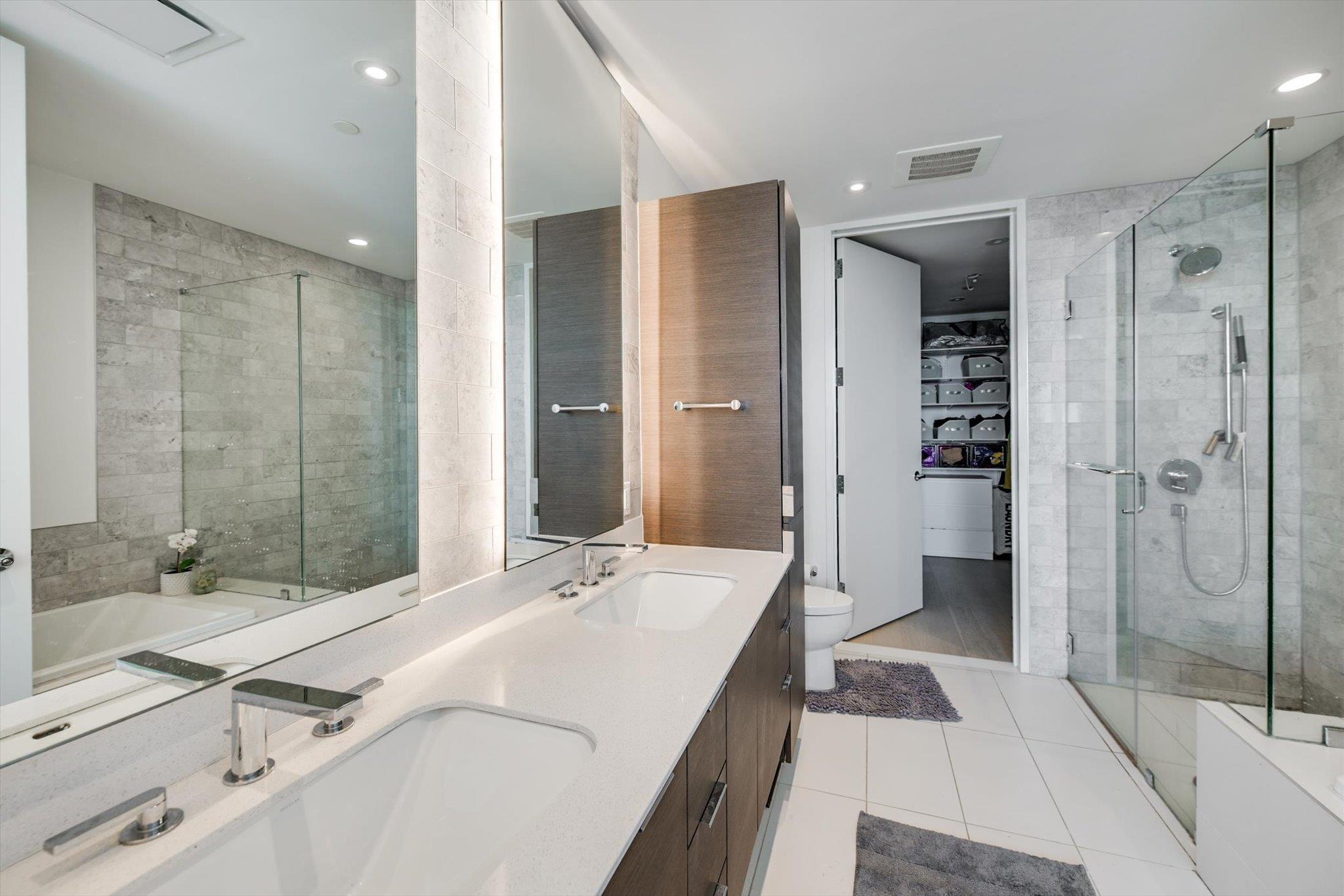301 West Ave # 4002, Austin, TX 78701