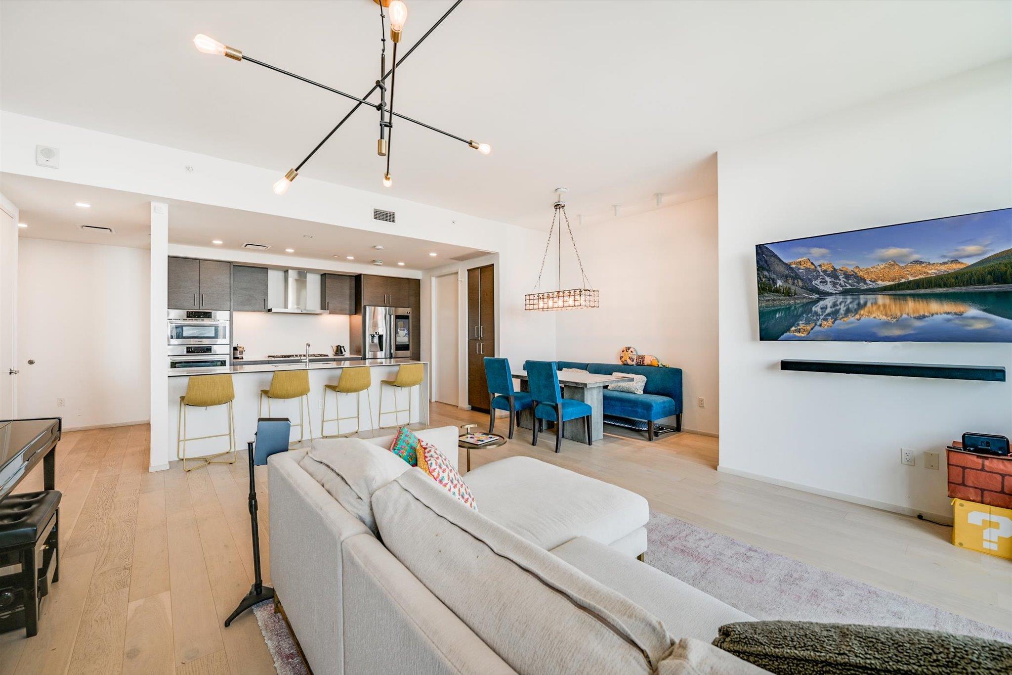 301 West Ave # 4002, Austin, TX 78701