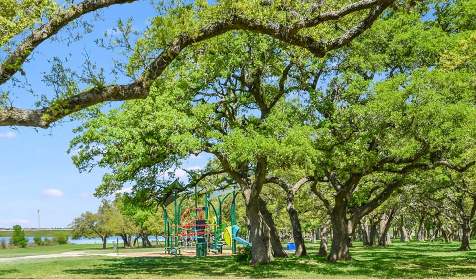 1420 South Brook Dr, Leander, TX 78641