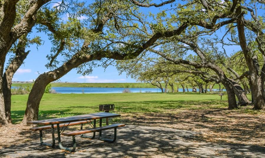 1420 South Brook Dr, Leander, TX 78641