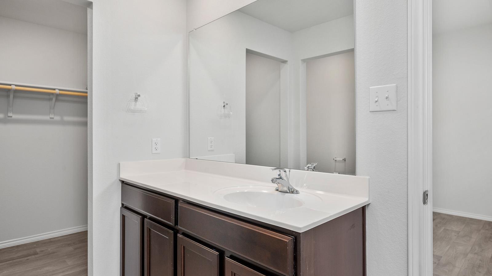 5801 Thunder Horse Dr, Killeen, TX 76549