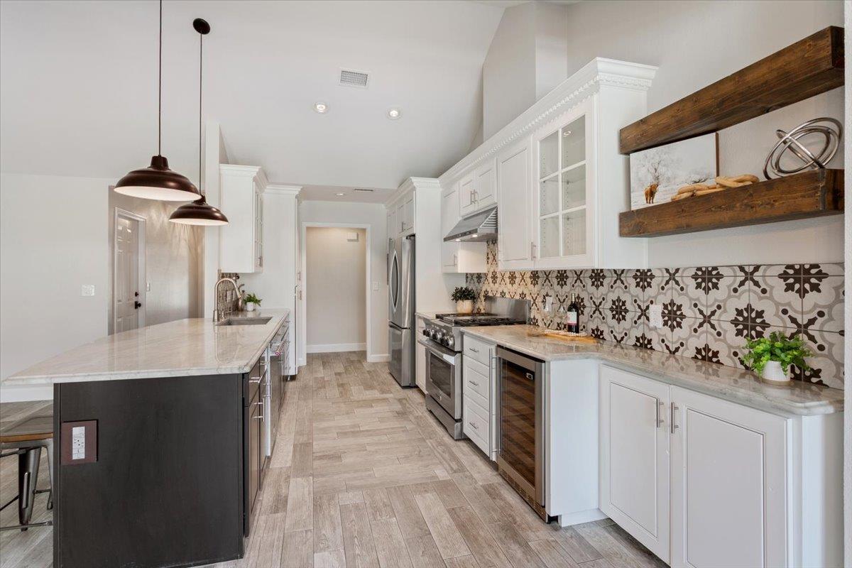 110 Sunset Rd, Georgetown, TX 78633