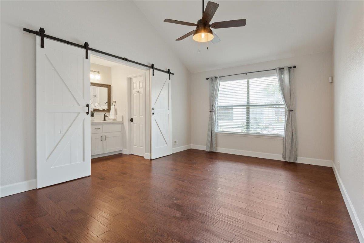 110 Sunset Rd, Georgetown, TX 78633