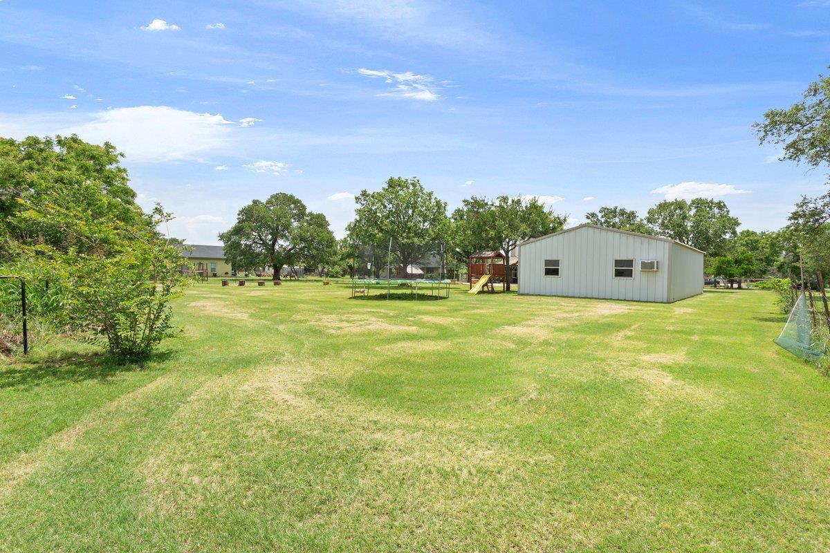 110 Sunset Rd, Georgetown, TX 78633