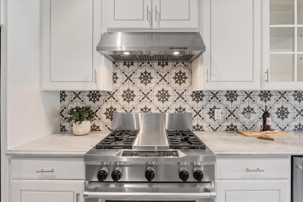110 Sunset Rd, Georgetown, TX 78633