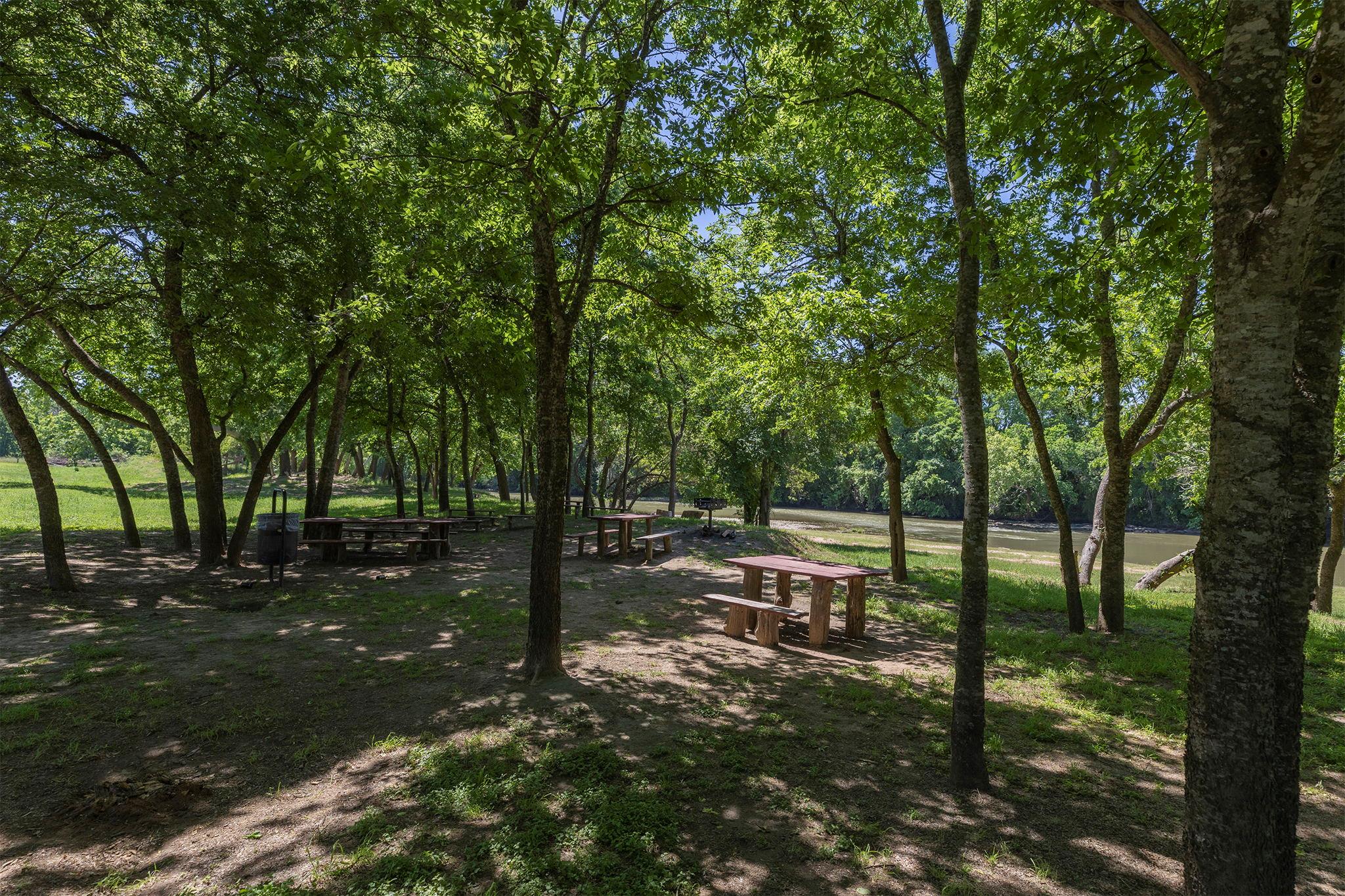 000 Oah Ct, Bastrop, TX 78602