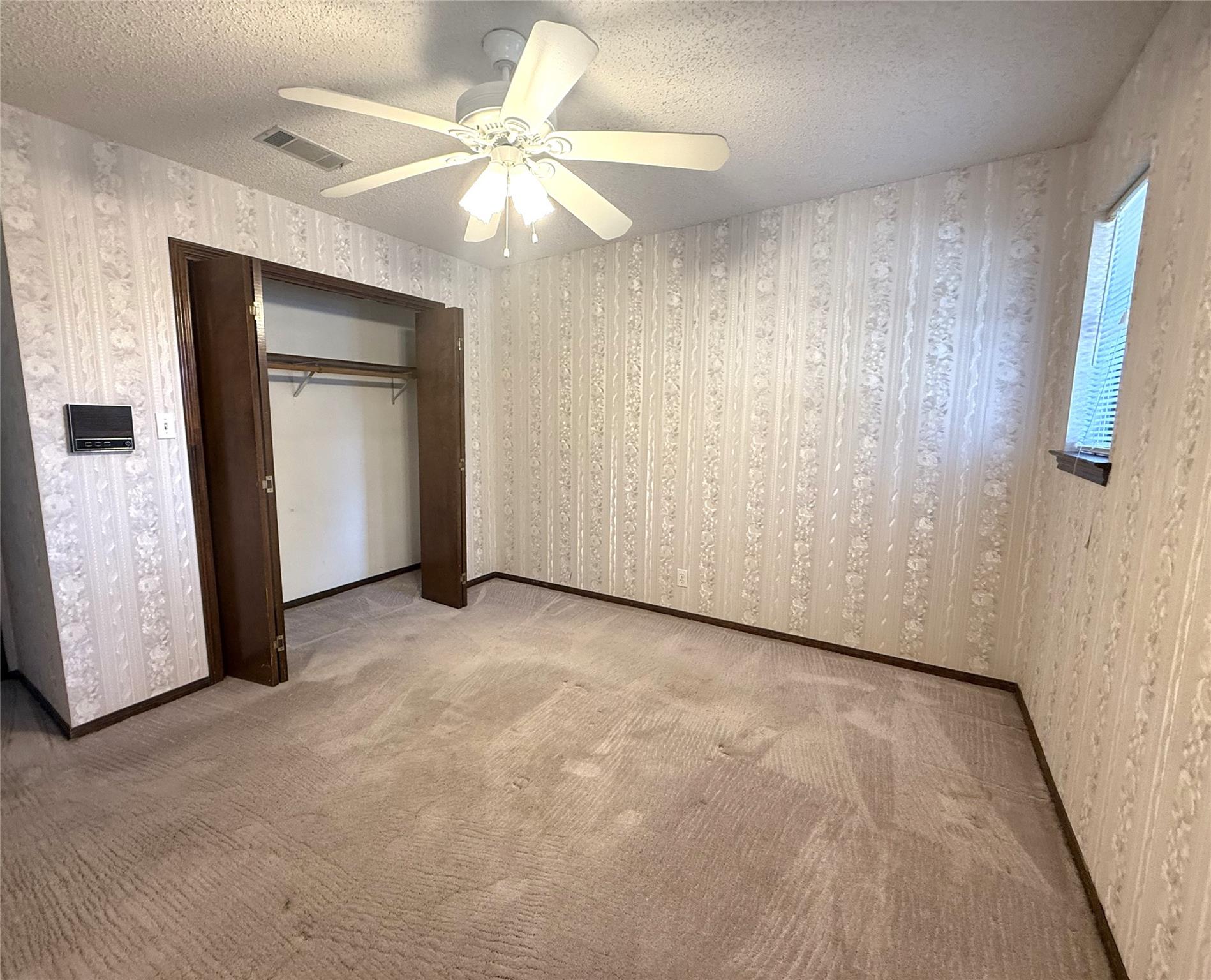 133 Champions Dr, Rockdale, TX 76567