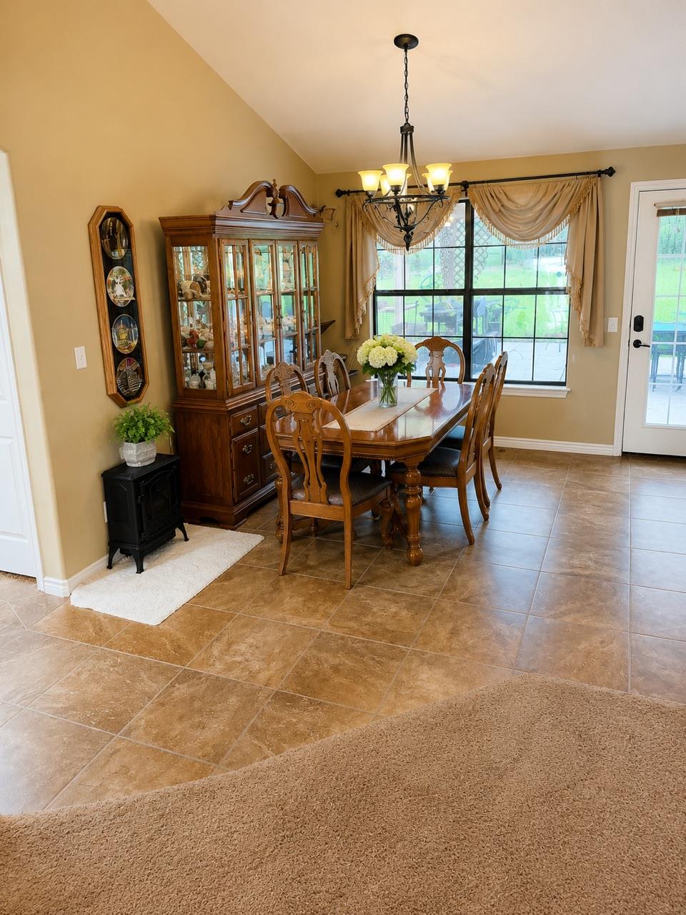 2971 S Us Highway 77, Rockdale, TX 76567