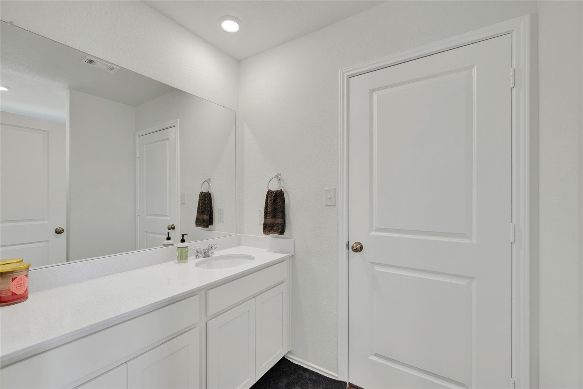 117 Winged Foot Ct, San Marcos, TX 78666