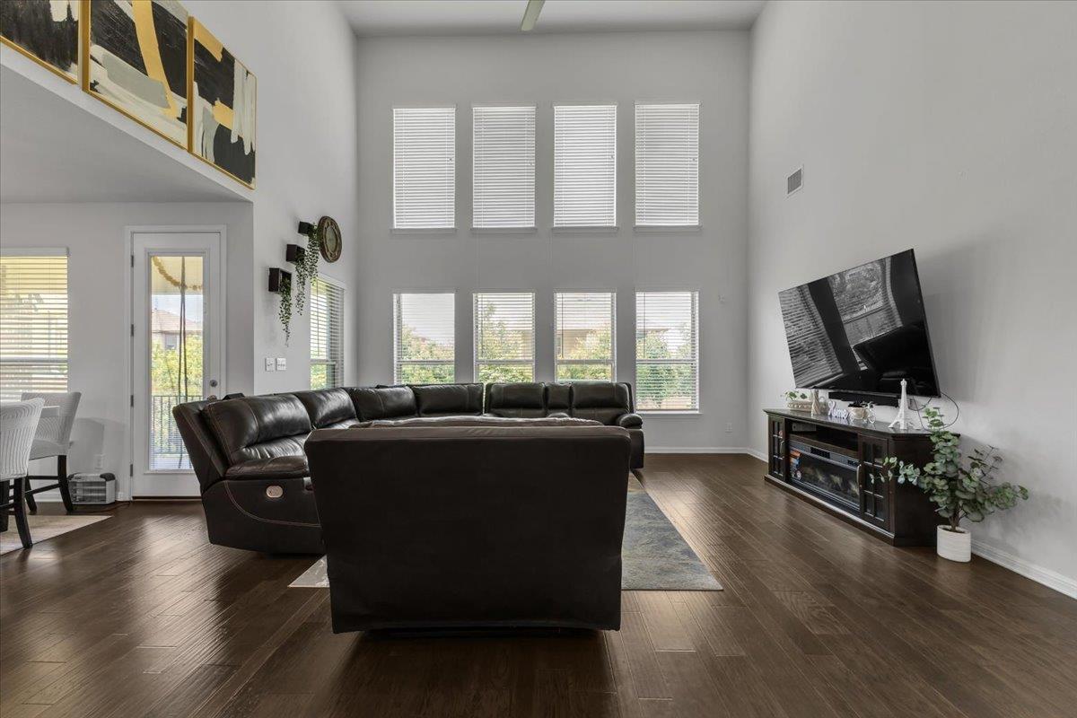 2517 Cappelle Way, Round Rock, TX 78665