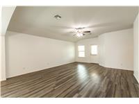 209 Reagor Dr, Taylor, TX 76574