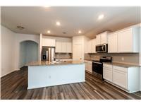 209 Reagor Dr, Taylor, TX 76574