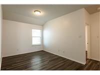 209 Reagor Dr, Taylor, TX 76574